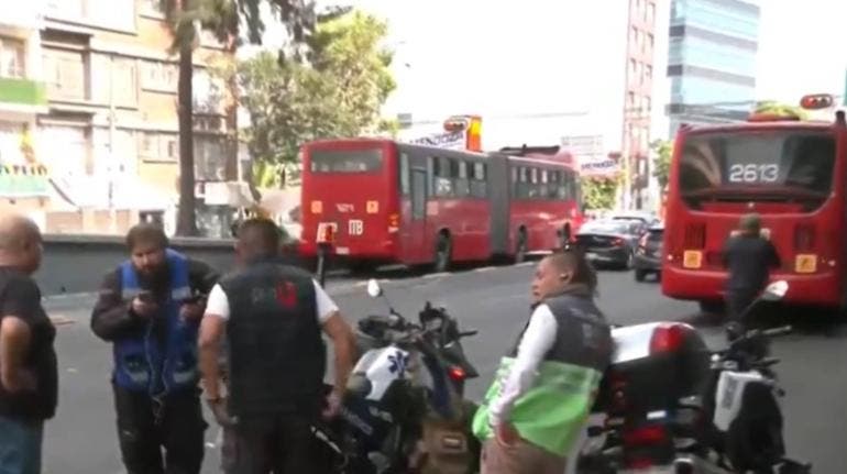 Metrobus Narvarte Poniente 14 heridos