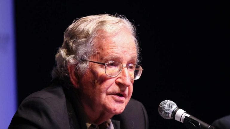 Noam Chomsky muerte