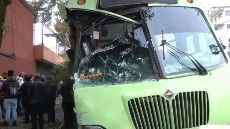 choque arbol Alvaro Obregon calzada Aguilas