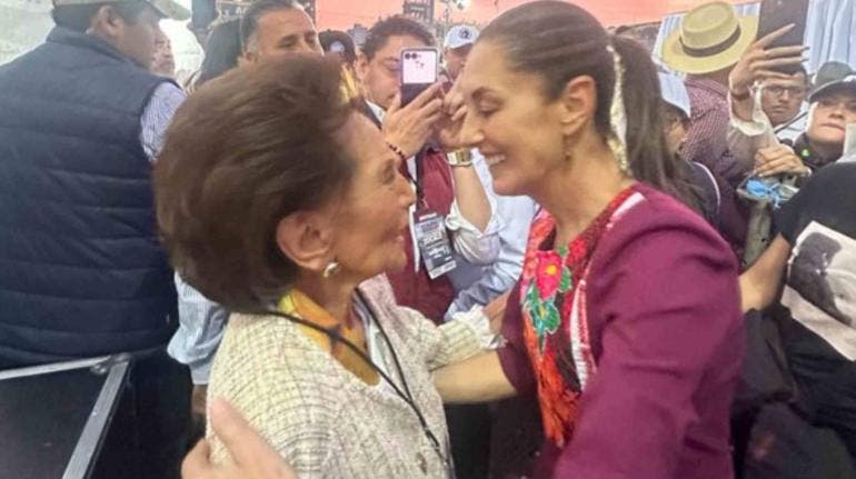 ‘Sería muy lindo’ si Ifigenia Martínez me entrega la Banda Presidencial: Sheinbaum