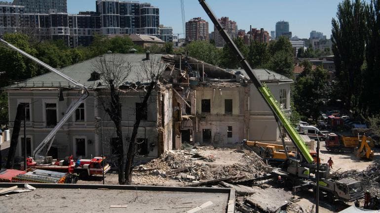 Ataque ruso a hospital de pediatría en Kiev