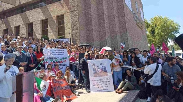 Jueces y magistrados van contra sobrerrepresentación de Morena en el Congreso