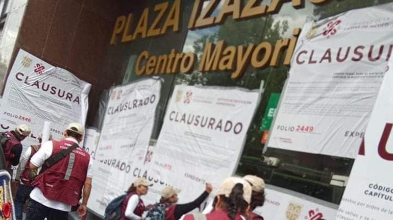 Plaza Izazaga 89 clausuran