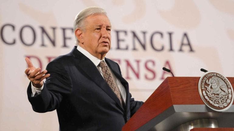 ‘Sólo especulan’: AMLO sobre decisión de Musk de parar construcción de planta en NL