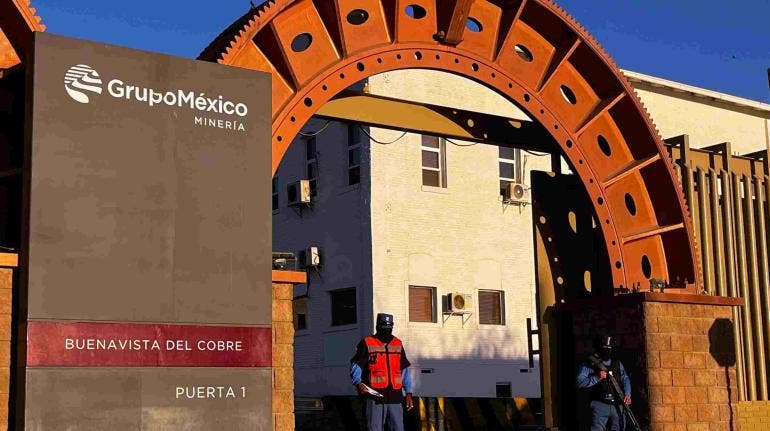 Sonorenses acusan a Grupo México de saquear 50 millones de litros de agua diarios