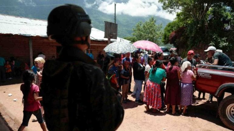AMLO niega éxodo masivo a Guatemala por violencia en Chiapas