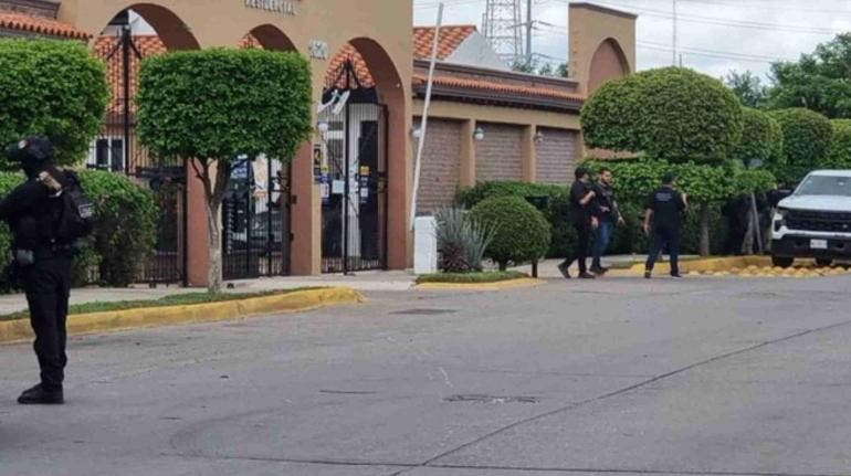 FGR y Ejército catean casa de acompañante de Cuén Ojeda