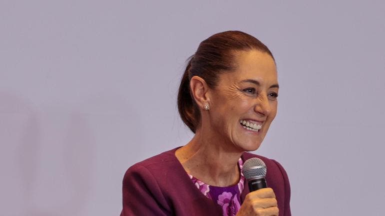respalda Sheinbaum AMLO pausa Ken Salazar