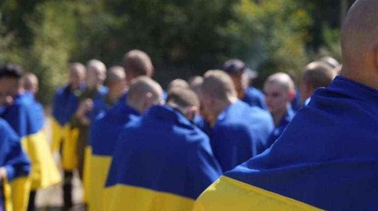 Rusia y Ucrania canjean 230 prisioneros de guerra tras mediación de Emiratos Árabes Unidos