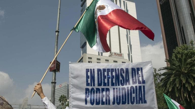 AMLO Poder Judicial sabadazos DIF