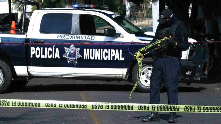 Ataque de grupo armado en Pátzcuaro, Michoacán, deja tres policías heridos