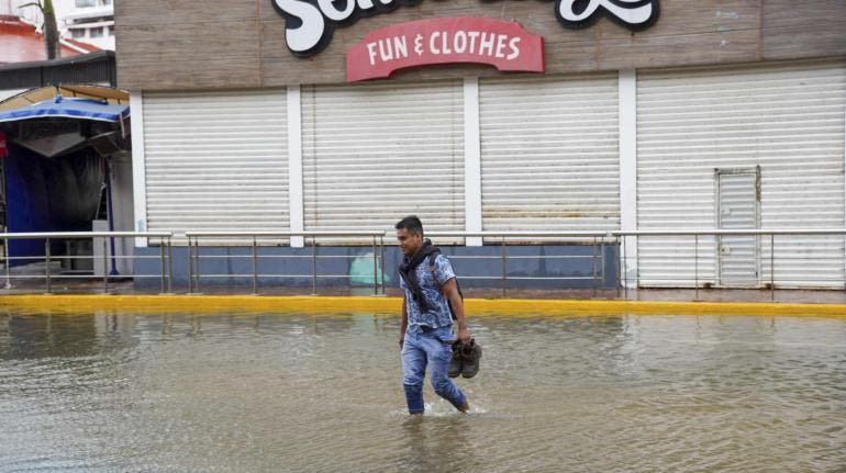 Cancun Helen afectacines lluvias