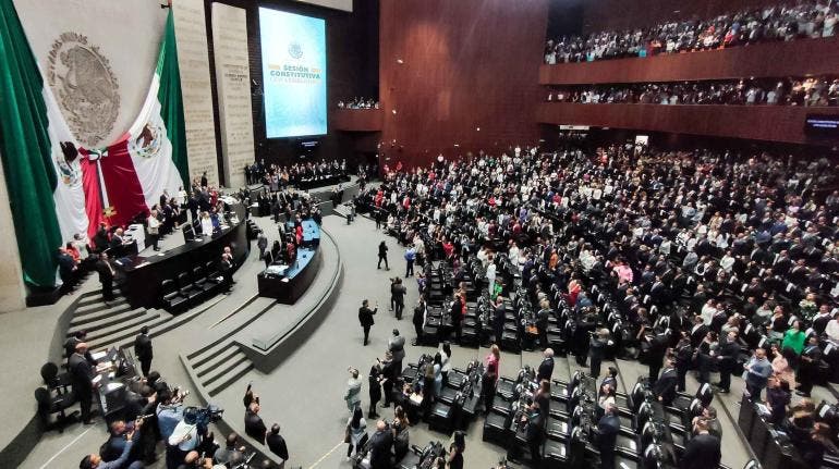 dialogo plural AMLO Congreso Iglesia