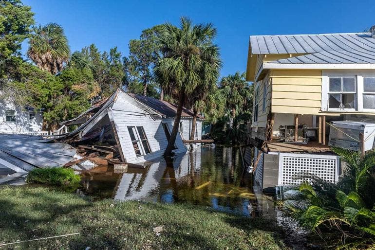 Huracán 'Helene' deja siete muertos en EU y a 4 millones de personas sin luz