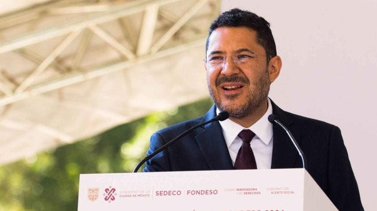 Reforma al artículo 3 de la Constitución capitalina protege la propiedad privada: Batres 