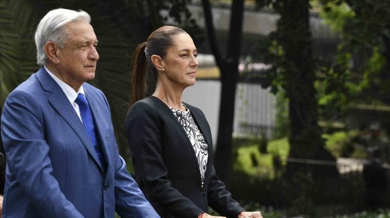 Sheinbaum AMLO Desfile Militar Rafael Ojeda