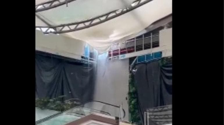 techo cristal cinco heridos Plaza Auriga