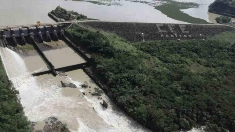 Conagua anuncia desfogue controlado de presa ‘Peñitas’ en Chiapas ante 'Nadine'