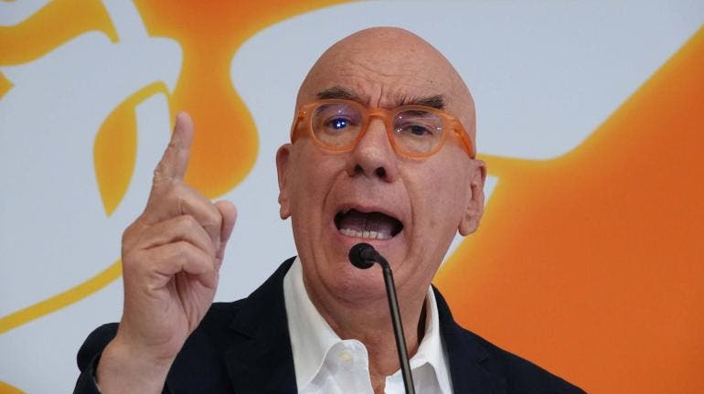 Dante Delgado cancer estomago