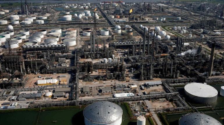 Deer Park demanda Pemex tres trabajadores