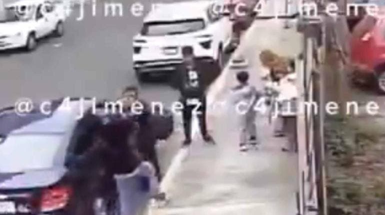 Familia es asaltada al intentar comprar un auto en Álvaro Obregón (video)