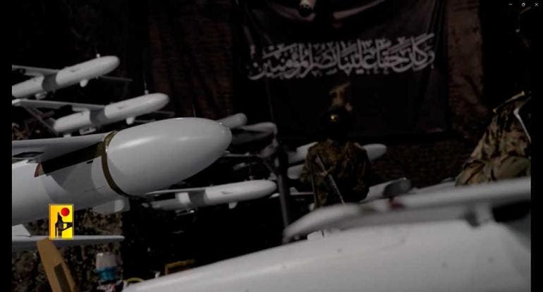 Presume Hezbollah en video su arsenal y niega que Israel lo haya diezmado 