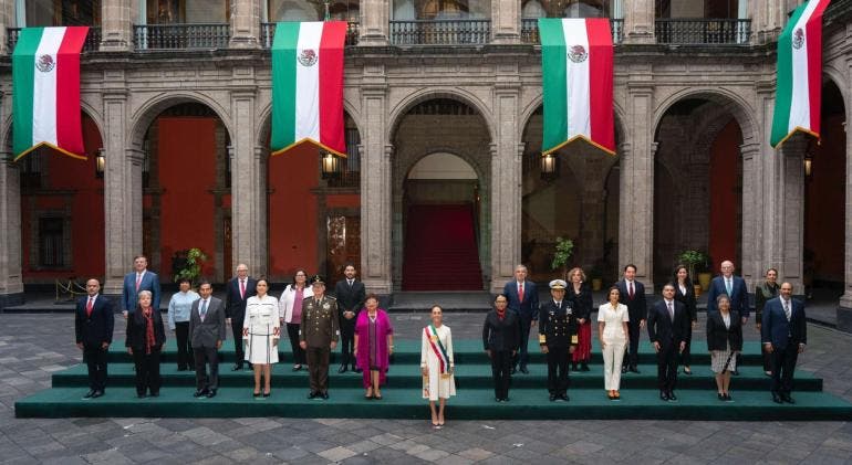 Sheinbaum foto oficial gabinete