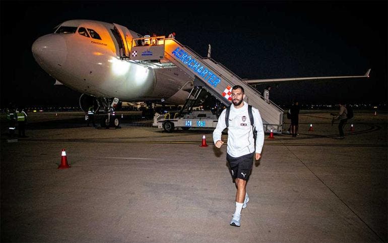 El Valencia de España llegó al AICM para enfrentar a la Selección Mexicana (Fotos: @valenciacf)
