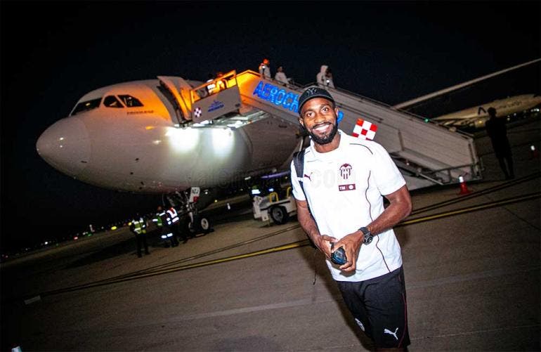 El Valencia de España llegó al AICM para enfrentar a la Selección Mexicana (Fotos: @valenciacf)