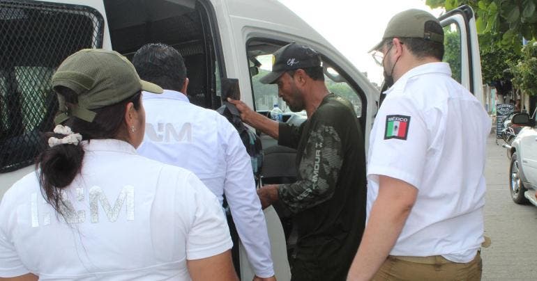 Al menos 71 migrantes son hallados en una vivienda de Oaxaca