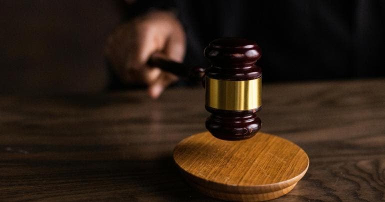 Conceden suspensión para evitar cese masivo de juzgadores por