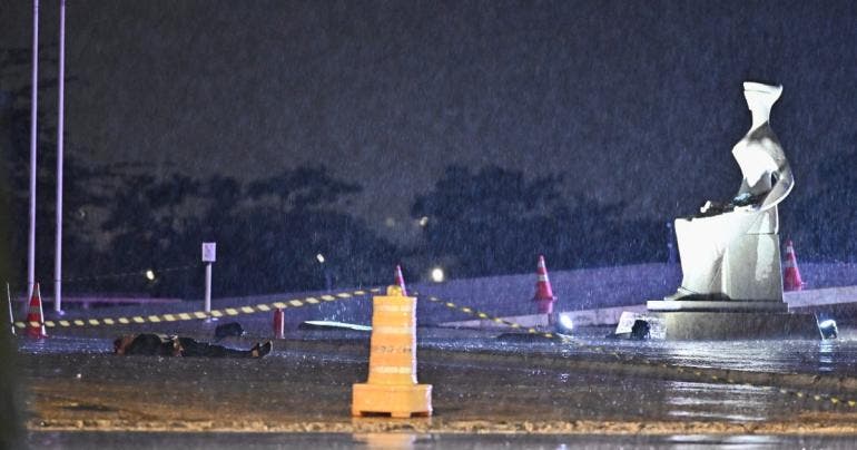 explosiones Brasil muerto suicida Bolsonaro