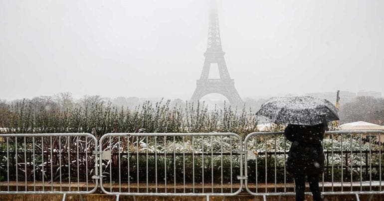París bajo la nieve
