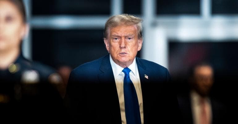 Juez retrasa indefinidamente la sentencia de Trump por caso Stormy Daniels