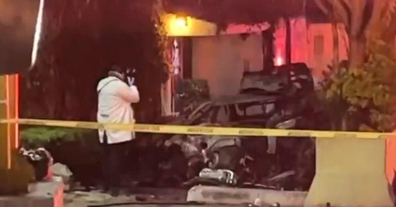muere conductor calcinado Paseo Reforma