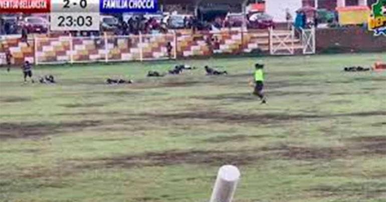 Perú rayo mata a futbolista