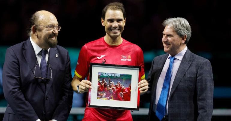 Rafael Nadal se retira tenis profesional