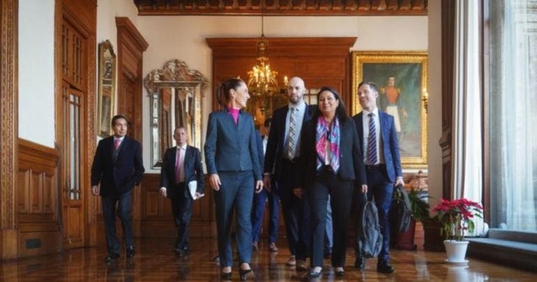 Sheinbaum y Fitch Ratings se reúnen para analizar la economía mexicana