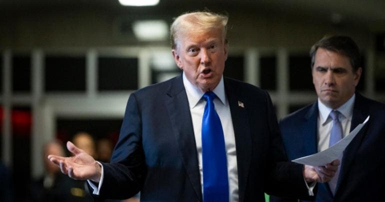 Trump sella alianza con Texas para deportaciones masivas