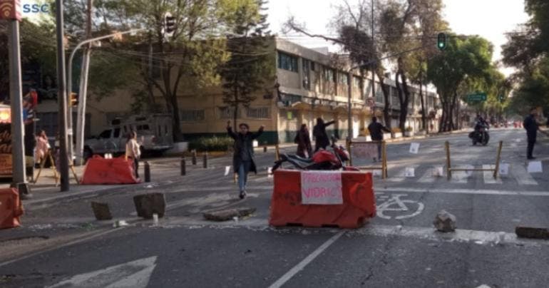 Bloqueo en Río de la Loza suma 73 horas; familia de repartidor atropellado exige celeridad