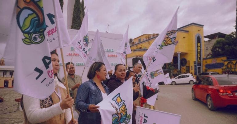 migrantes regresan caravana Queretaro