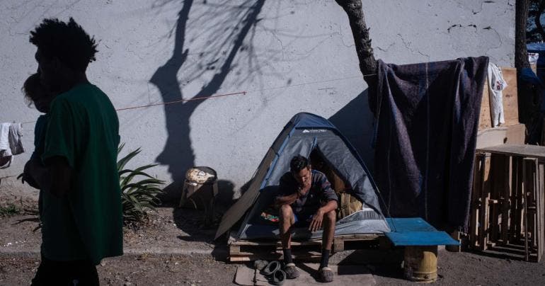 reubicaran tres mil migrantes