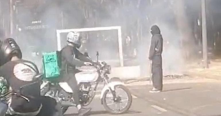 bloquean Pepa 2 lanzan cohetones