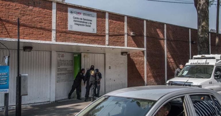 Más de 60 conductores recibieron el Año Nuevo en ‘El Torito’