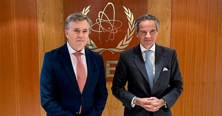 Manuel Otero, Director General del IICA y Rafael Grossi, Director General de la OIEA.