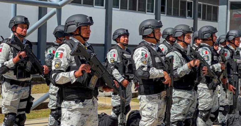 Policías