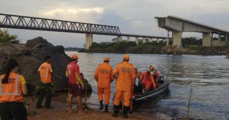 Suman 12 muertos en el norte de Brasil por el derrumbe de un puente