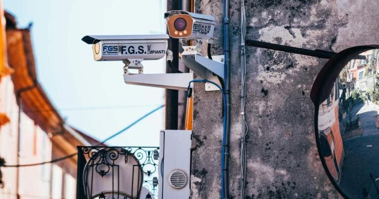 ¿Te pueden multar por cámaras de seguridad Esto dice comisionada del INAI