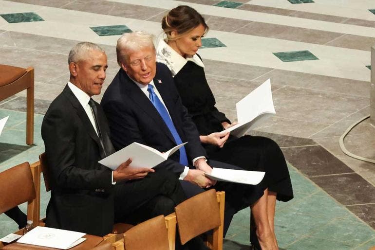 ¿Ahora son amigos? Obama y Trump dejan a un lado diferencias en funeral de Estado de Jimmy Carter (EFE)