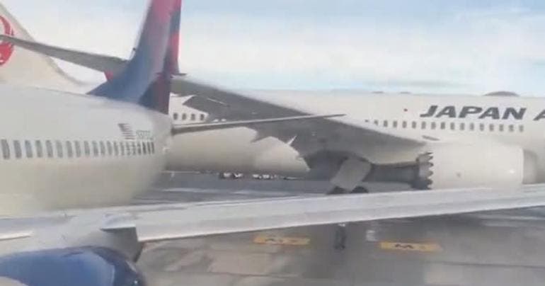 chocan aviones aeropuerto Seatle